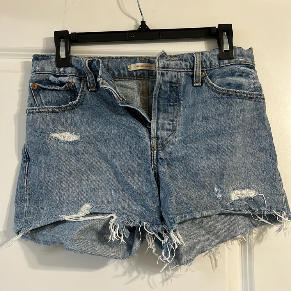 Women’s Levi’s High Rise Wedgie Fit Denim Shorts Size 27